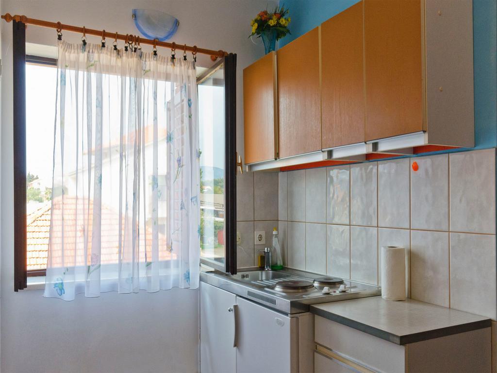 Srhoj Apartmán Stari Grad (Hvar)
